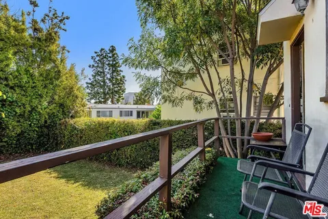 $4,450 | 614 Midvale Avenue, Los Angeles, CA 90024