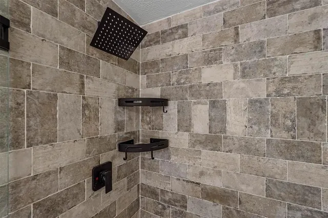 $305,000 | 425 Rollingridge Lane, Garland, TX 75043