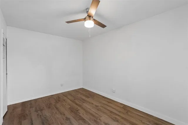 $305,000 | 425 Rollingridge Lane, Garland, TX 75043