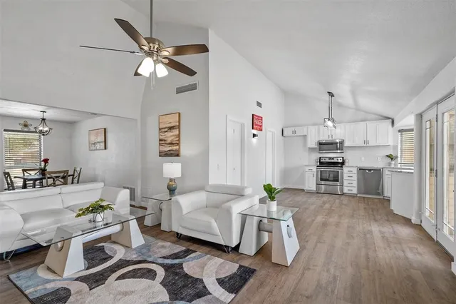 $305,000 | 425 Rollingridge Lane, Garland, TX 75043