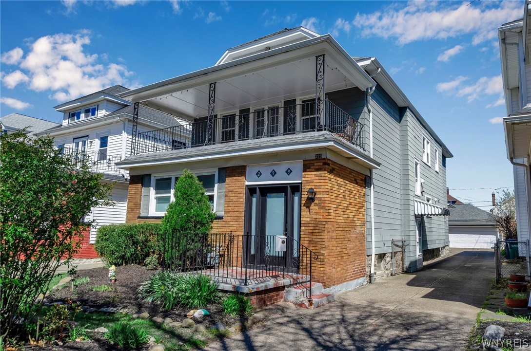 299 Wellington Road Buffalo, NY 14216 - Photo 1 of 5