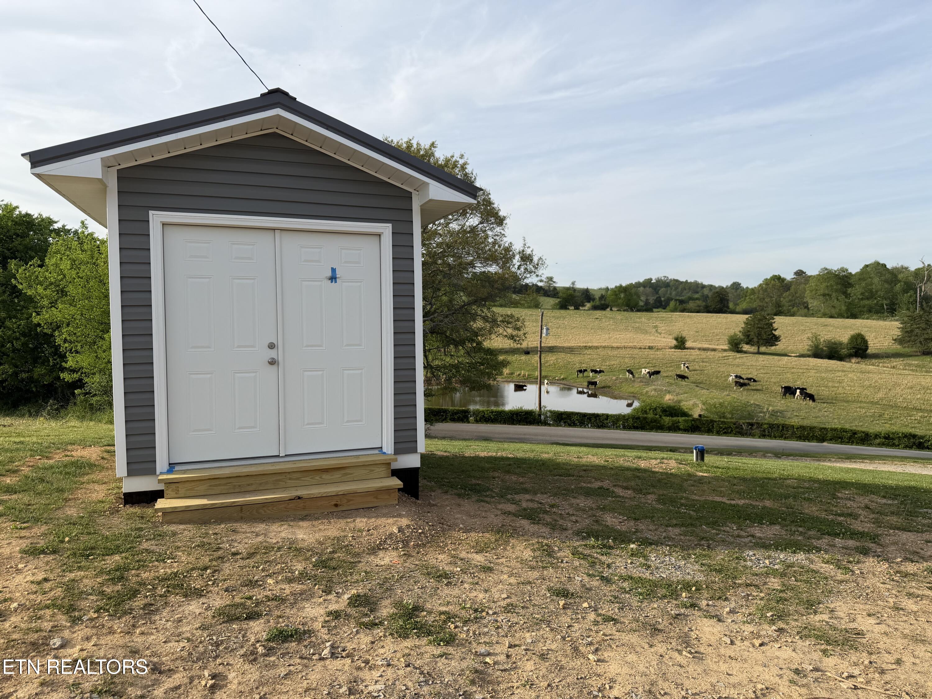 33633 Pond Creek Road Philadelphia, TN 37846 - Photo 11 of 20 Storage Shed