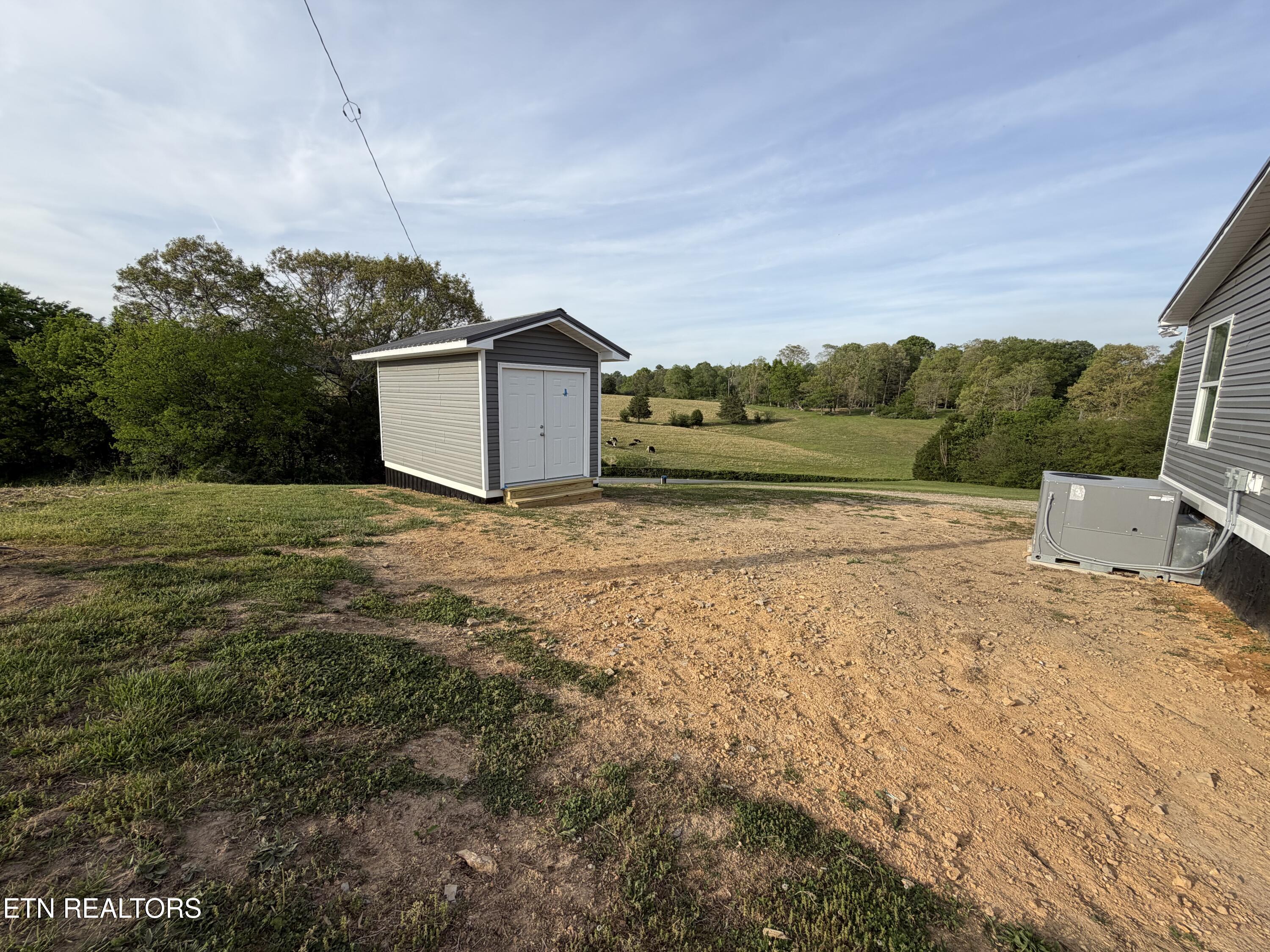 33633 Pond Creek Road Philadelphia, TN 37846 - Photo 12 of 20 IMG_2691