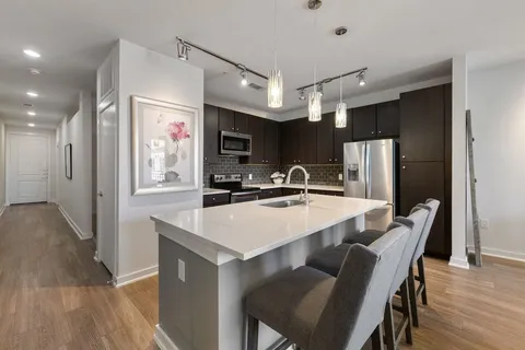 $399,000 | 1900 Barton Springs Road, Unit 5009, Austin, TX 78704
