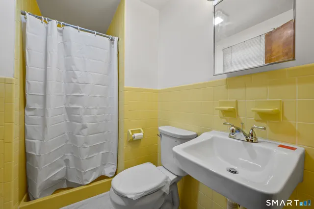 $499,900 | 50 Woodhaven Drive, Burlington, CT 06013