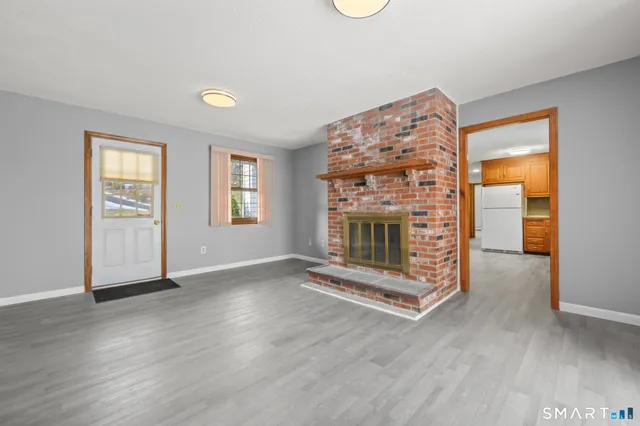 $499,900 | 50 Woodhaven Drive, Burlington, CT 06013