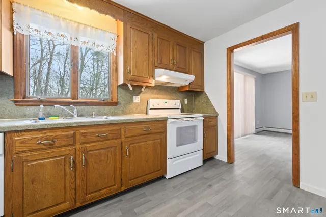 $499,900 | 50 Woodhaven Drive, Burlington, CT 06013