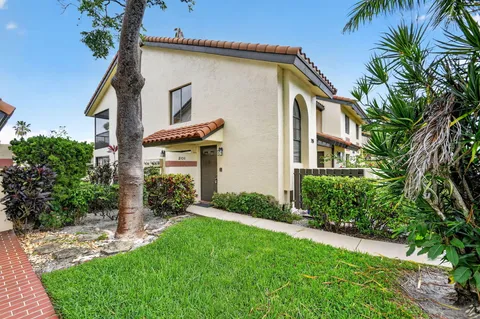 $249,000 | 10231 North Circle Lake Drive, Unit 201, Boynton Beach, FL 33437