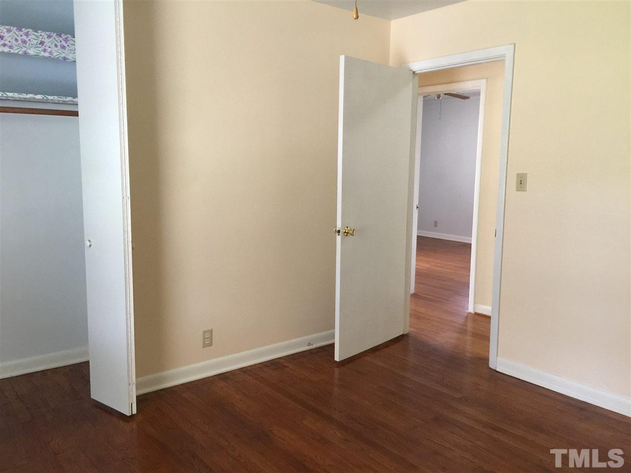 2815 Fordham Lane Raleigh, NC 27604 - Photo 12 of 16 Gallery Image 12
