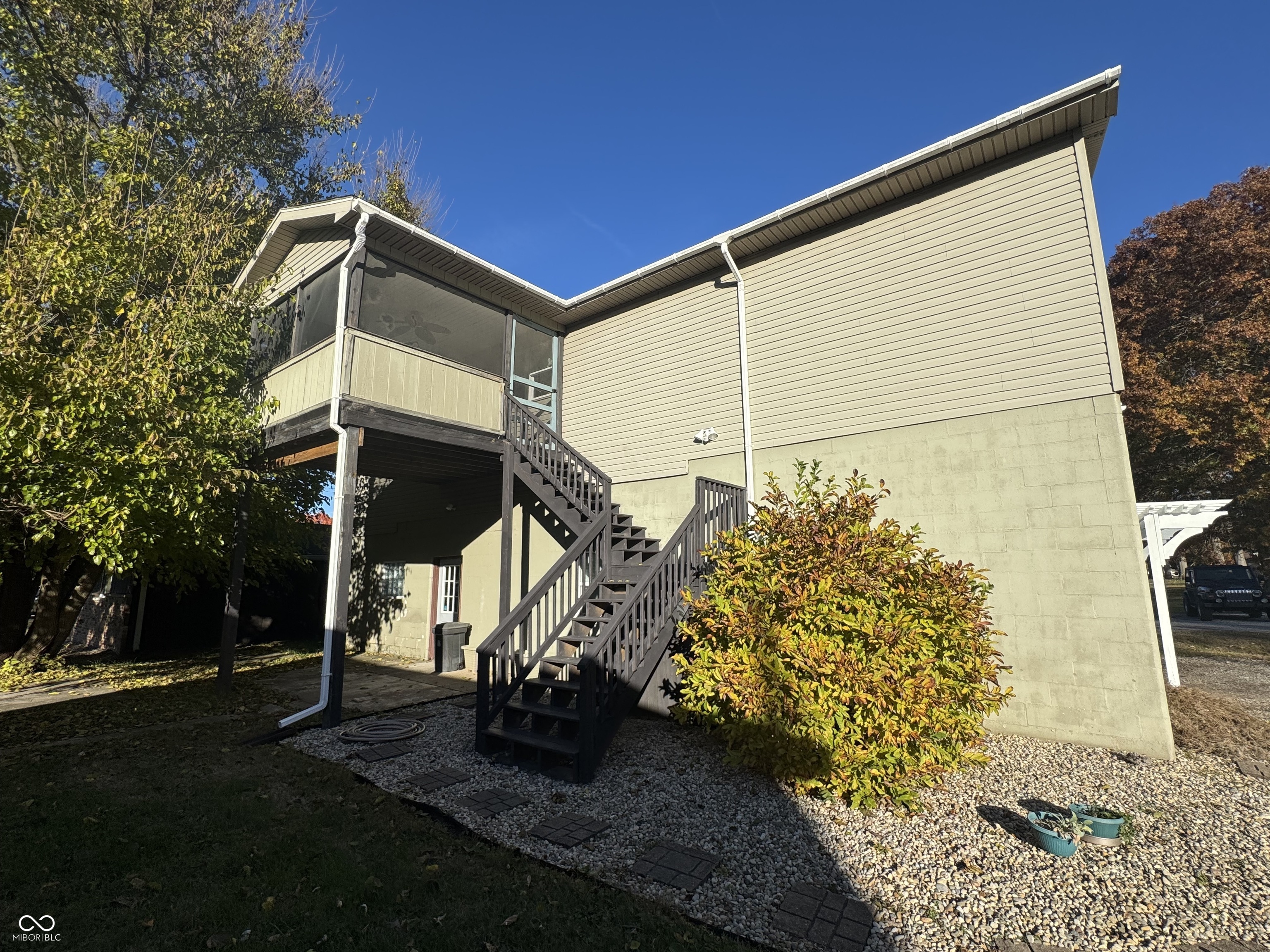 548 East 7th Street Clinton, IN 47842 - Photo 3 of 42