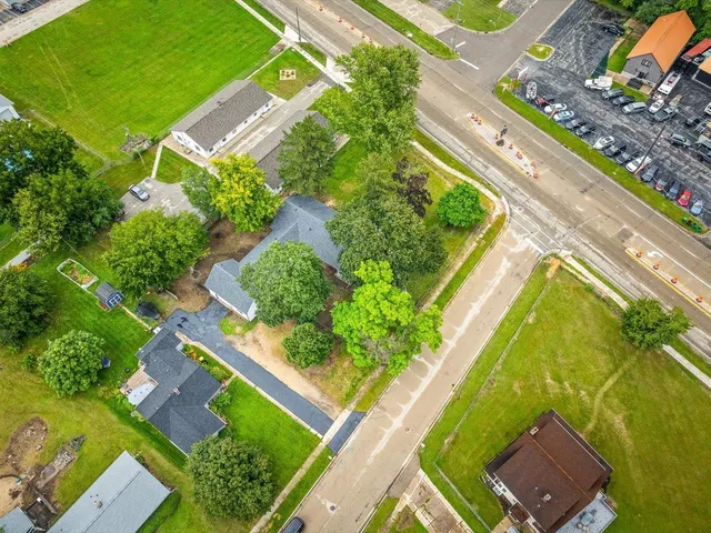 a view of a outdoor space