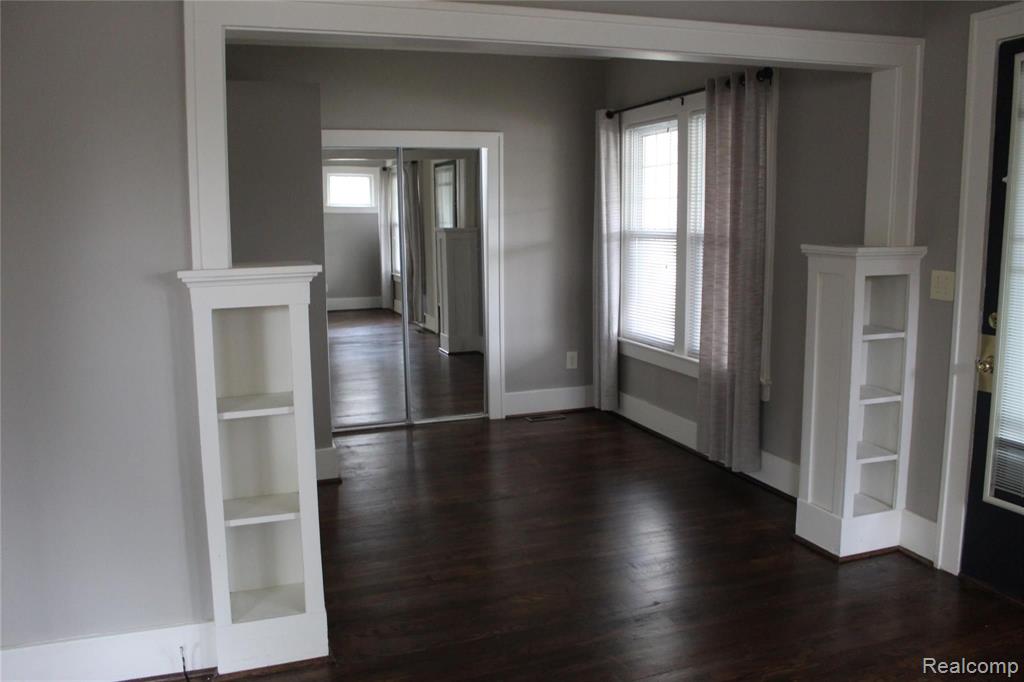 1207 Dorothea Road Berkley, MI 48072 - Photo 3 of 14 Gallery Image 3