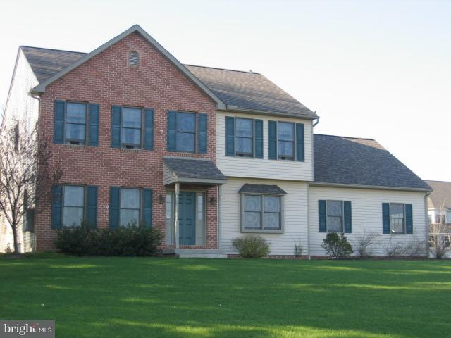 430 Windy Tor Road Leola, PA 17540 - Photo 1 of 15