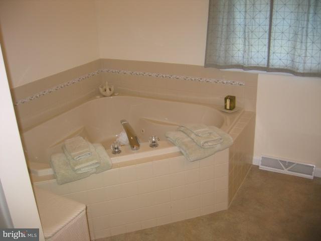 430 Windy Tor Road Leola, PA 17540 - Photo 13 of 15