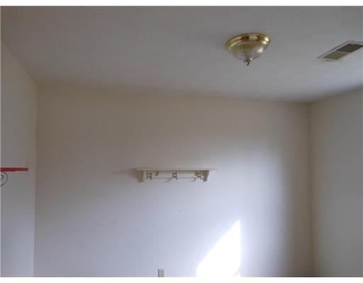 242 Kennedy Road Medway, OH 45341 - Photo 7 of 9
