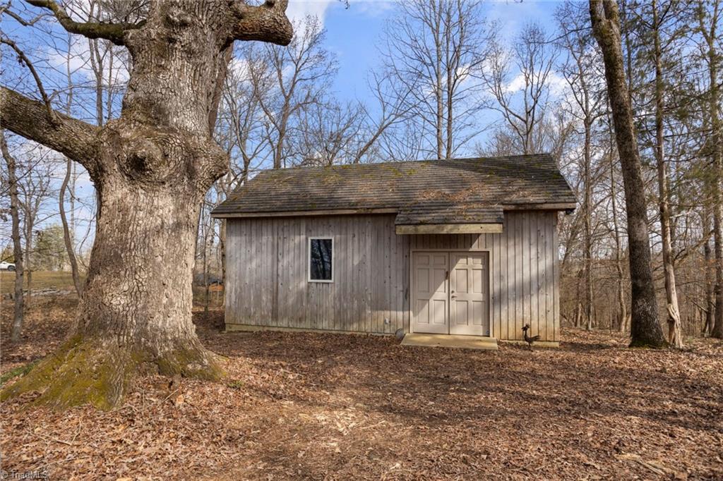 5185 Williams Road Lewisville, NC 27023 - Photo 35 of 49 Workshop