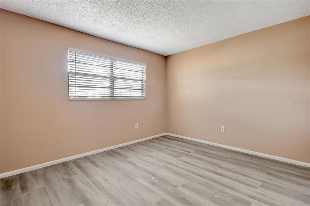 3073 Pine Tree Avenue Largo, FL 33771 - Photo 11 of 18