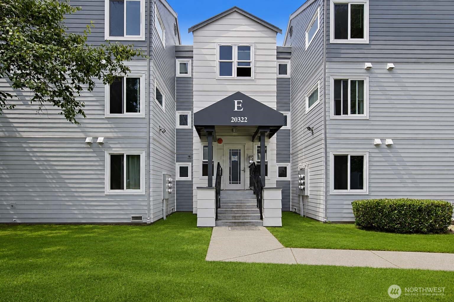 20322 Bothell Everett Highway, Unit E301 Bothell, WA 98012 - Photo 1 of 36 Gallery Image 1