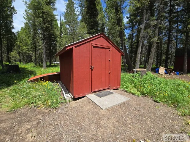 $483,000 | 3521 Browning Road, Island Park, ID 83429