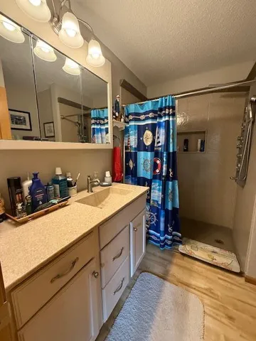 $269,900 | 260 Voyager Drive, Alexandria, MN 56308