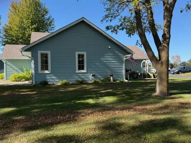 $269,900 | 260 Voyager Drive, Alexandria, MN 56308