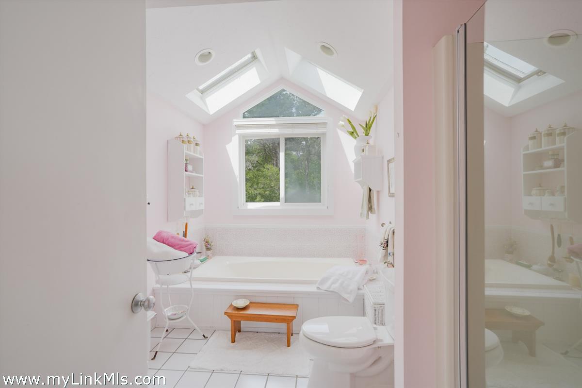 50 Hidden Cove Road Oak Bluffs, MA 02557 - Photo 17 of 46