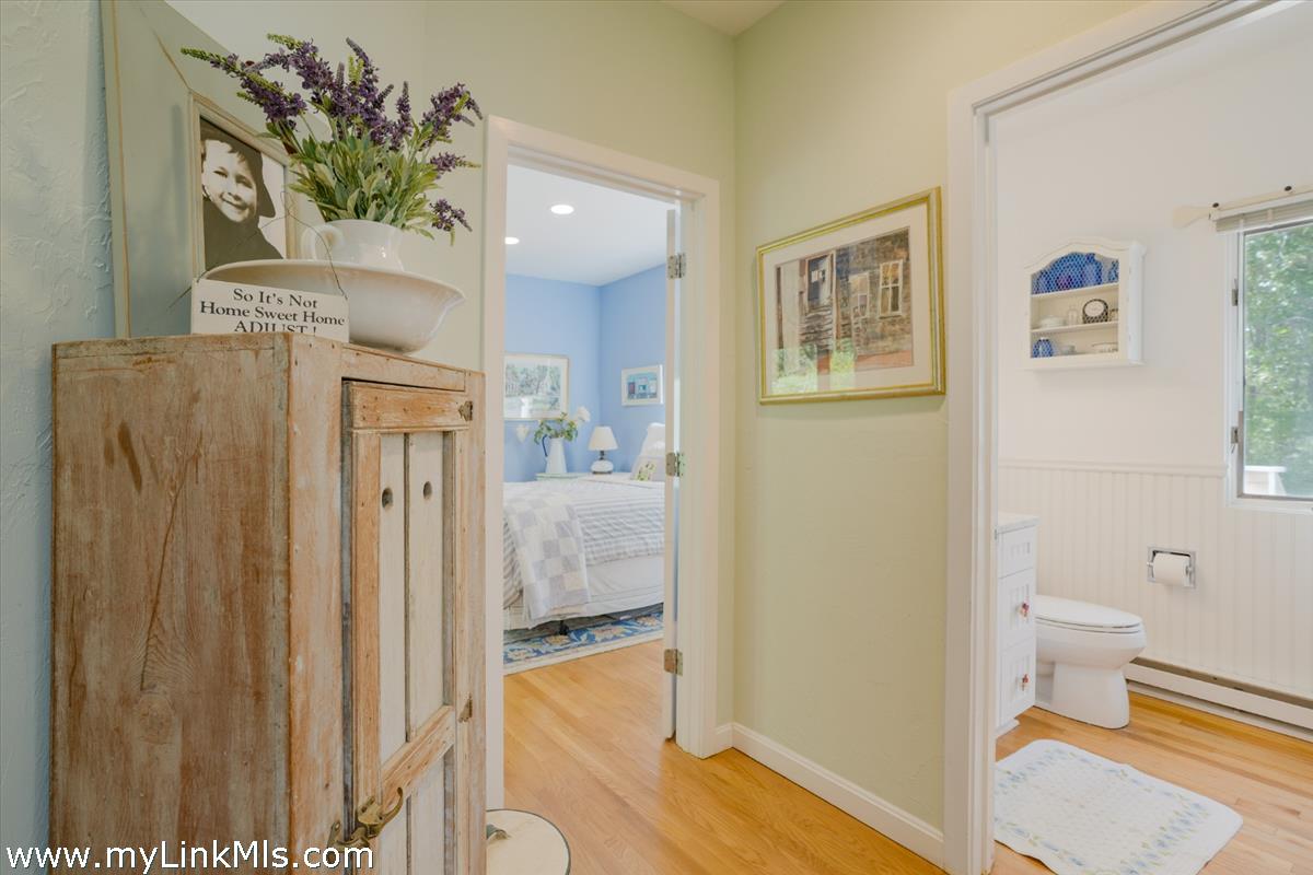 50 Hidden Cove Road Oak Bluffs, MA 02557 - Photo 20 of 46