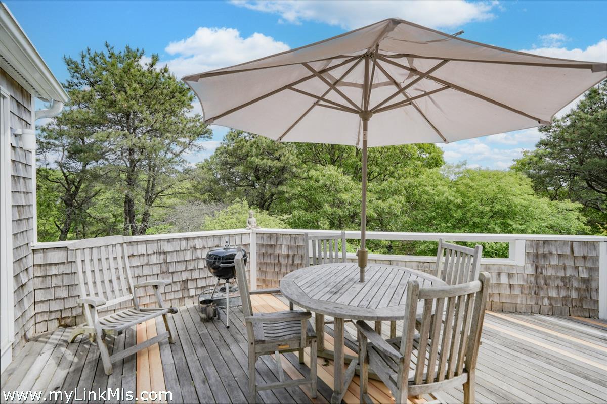 50 Hidden Cove Road Oak Bluffs, MA 02557 - Photo 32 of 46