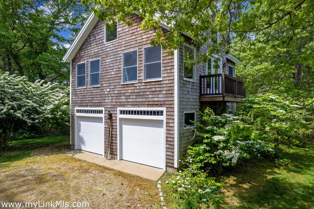 50 Hidden Cove Road Oak Bluffs, MA 02557 - Photo 37 of 46