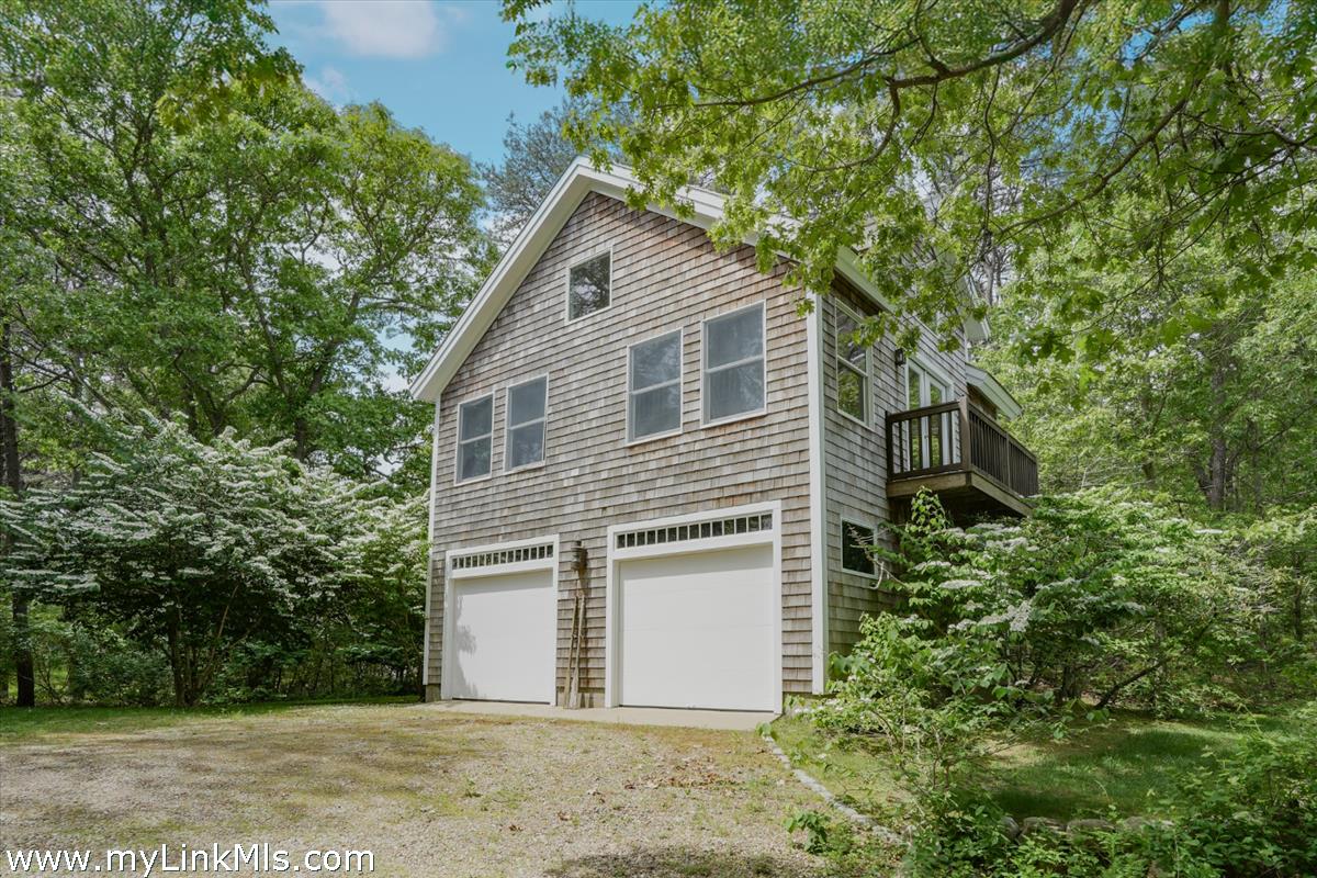 50 Hidden Cove Road Oak Bluffs, MA 02557 - Photo 38 of 46