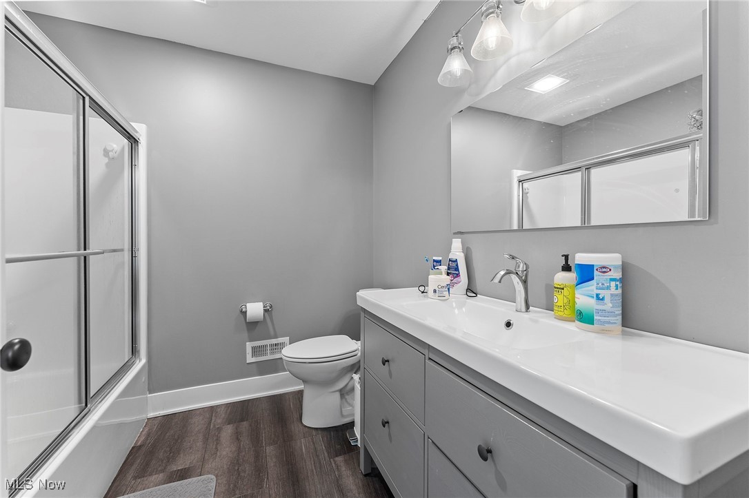 8209 Plains Road Mentor, OH 44060 - Photo 35 of 48
