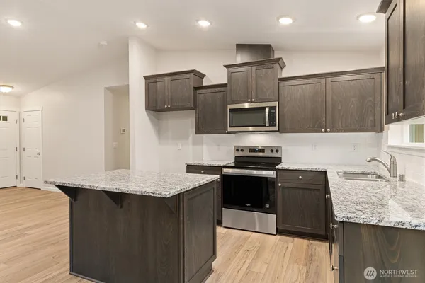 $579,950 | 10510 Woods Lake Road, Monroe, WA 98272