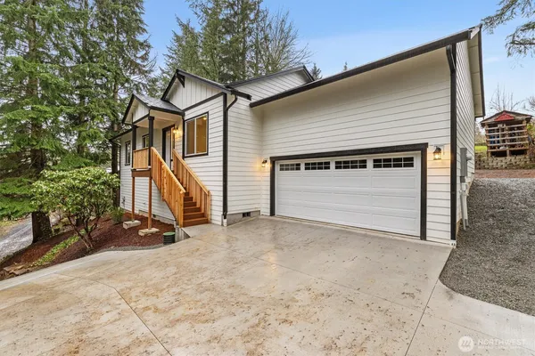$579,950 | 10510 Woods Lake Road, Monroe, WA 98272