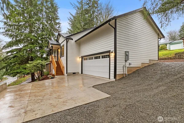 $579,950 | 10510 Woods Lake Road, Monroe, WA 98272