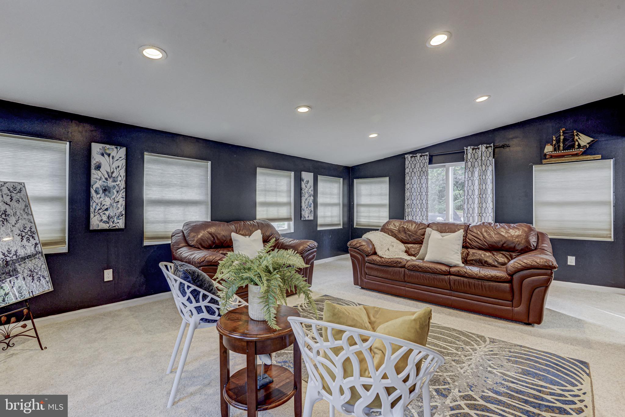 1587 Colony Road Pasadena, MD 21122 - Photo 17 of 40 Gallery Image 17