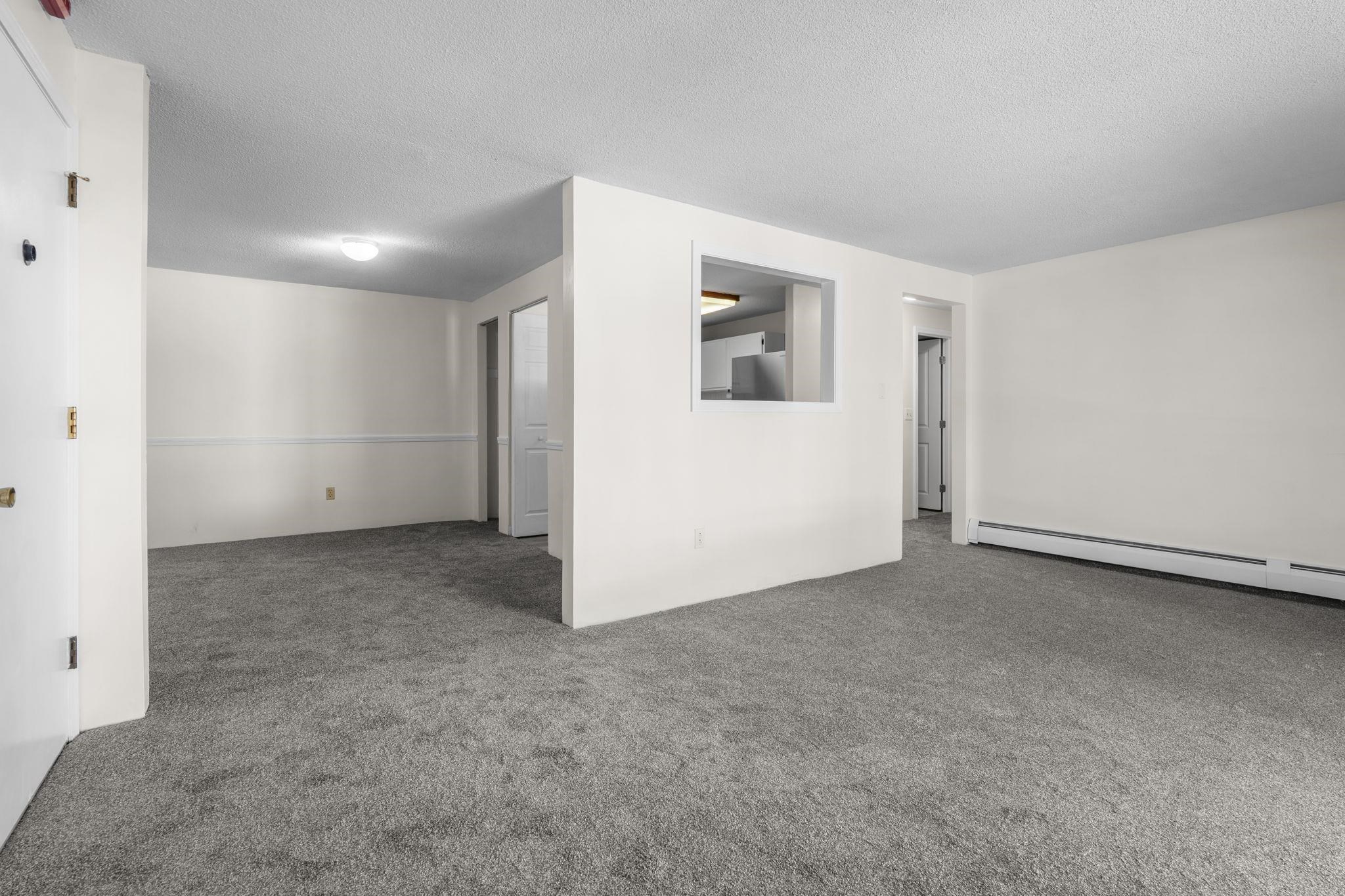 12 English Village Road, Unit 201 Manchester, NH 03102 - Photo 13 of 29