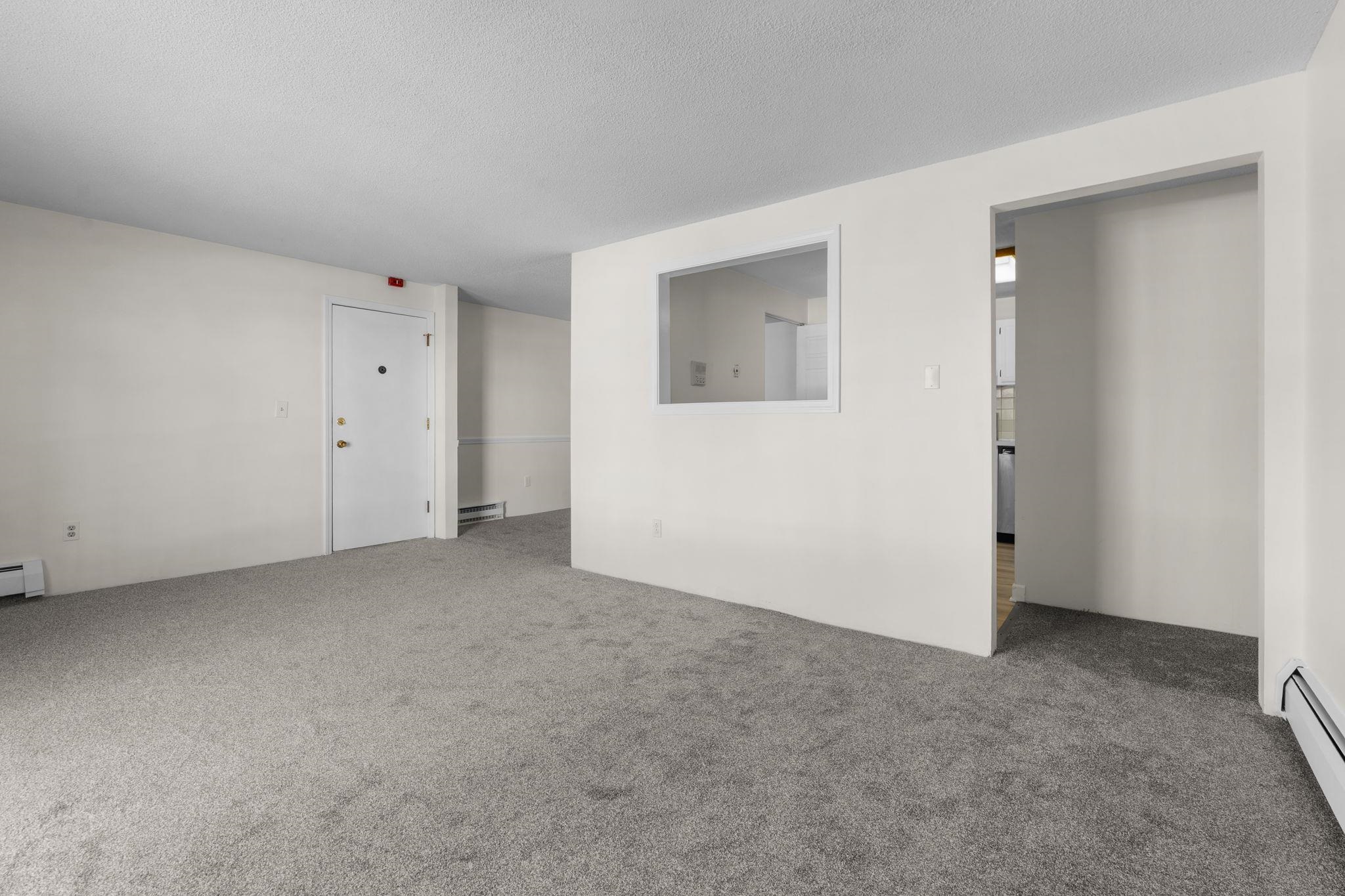 12 English Village Road, Unit 201 Manchester, NH 03102 - Photo 14 of 29