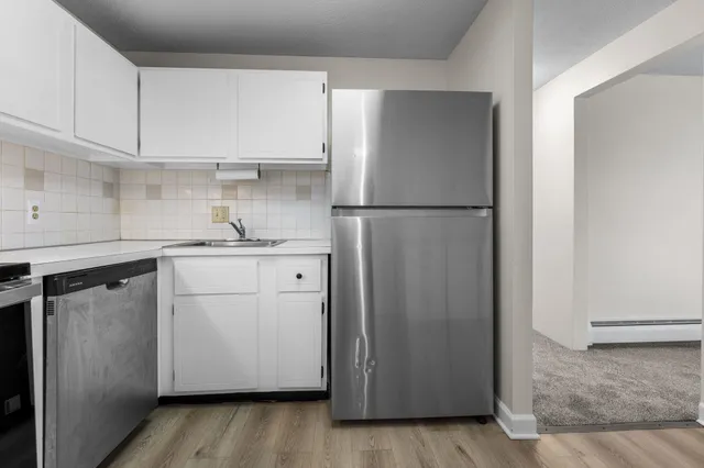 $189,900 | 12 English Village Road, Unit 201, Manchester, NH 03102