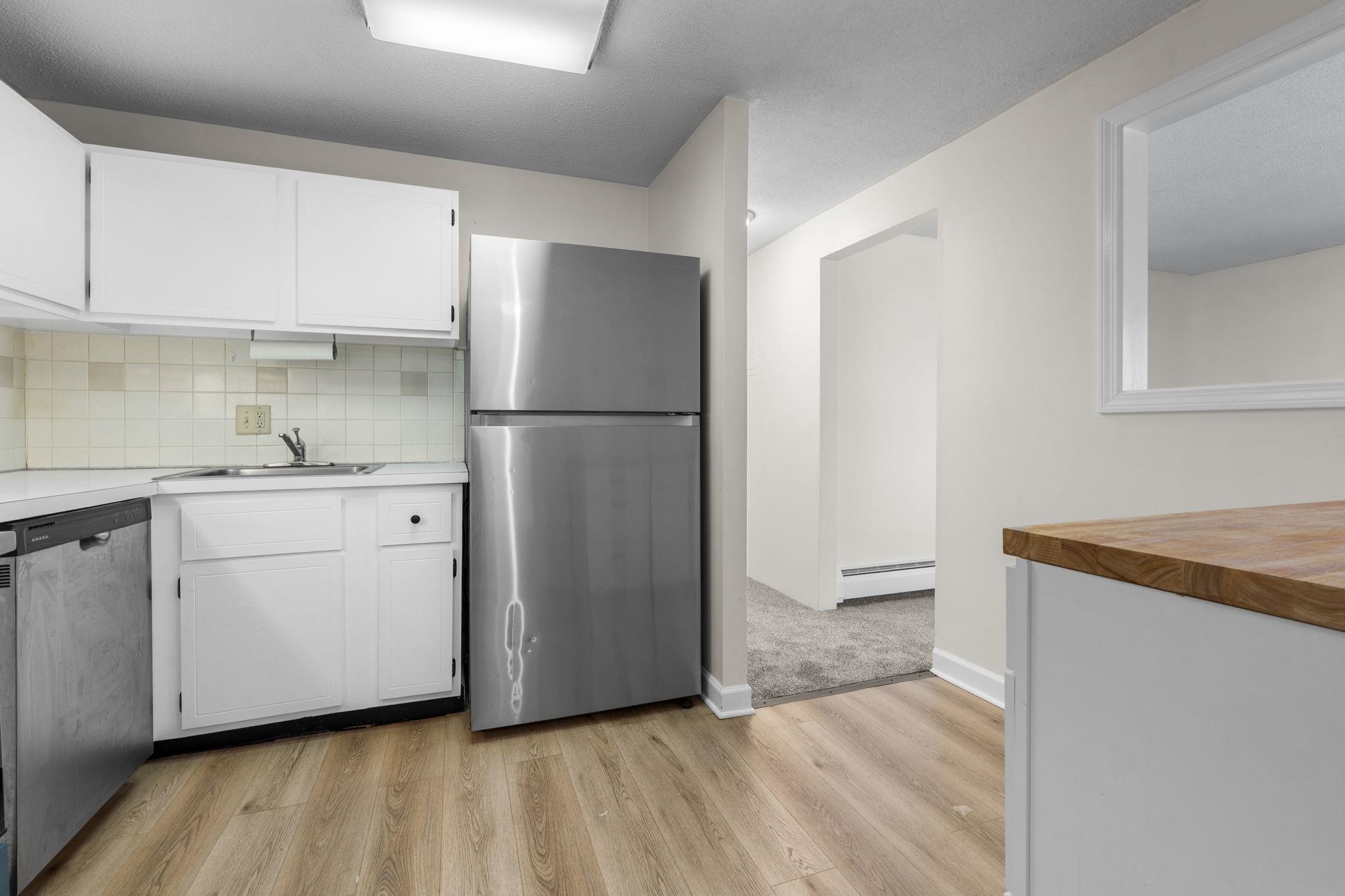 12 English Village Road, Unit 201 Manchester, NH 03102 - Photo 21 of 29