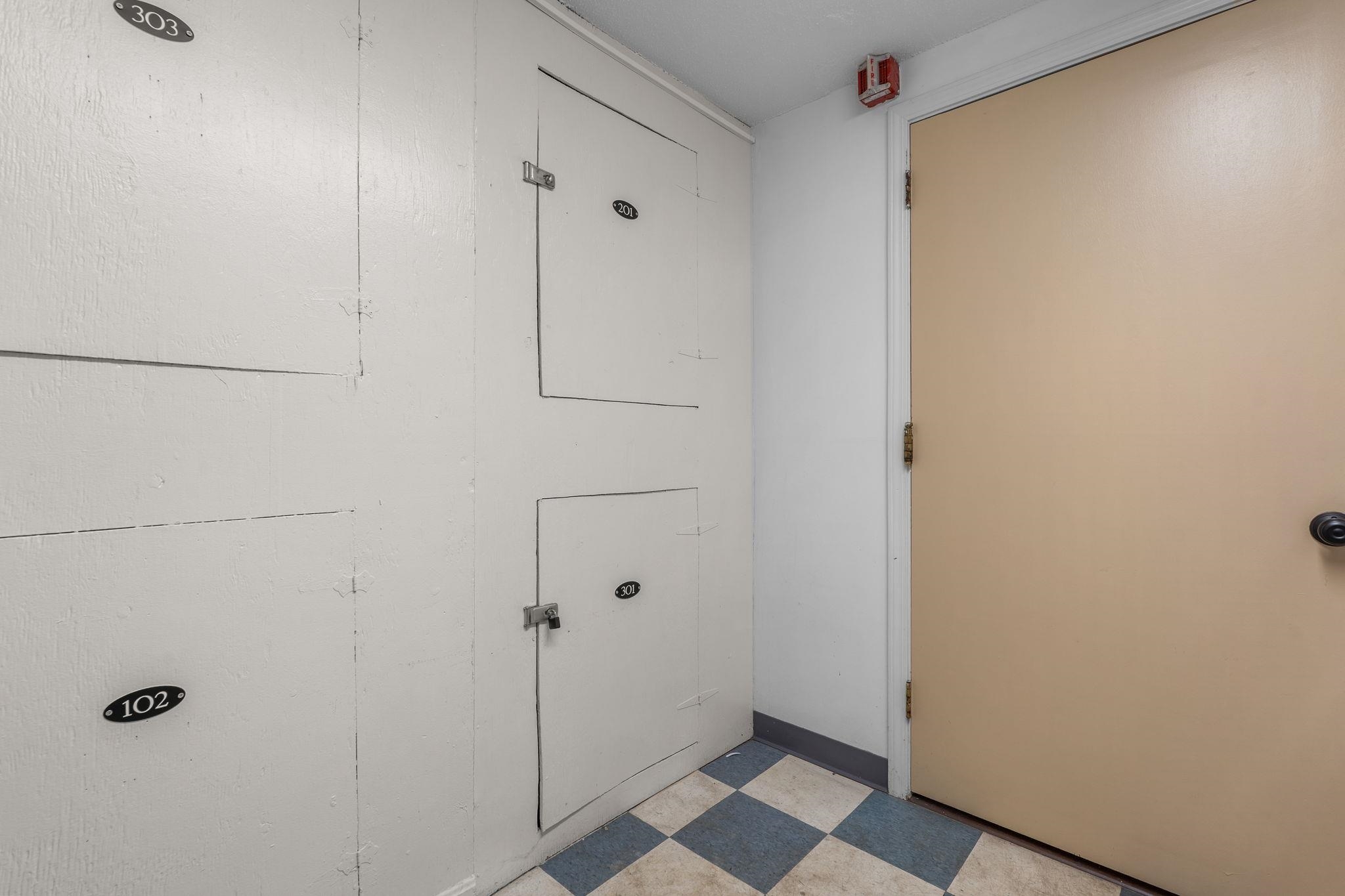 12 English Village Road, Unit 201 Manchester, NH 03102 - Photo 29 of 29