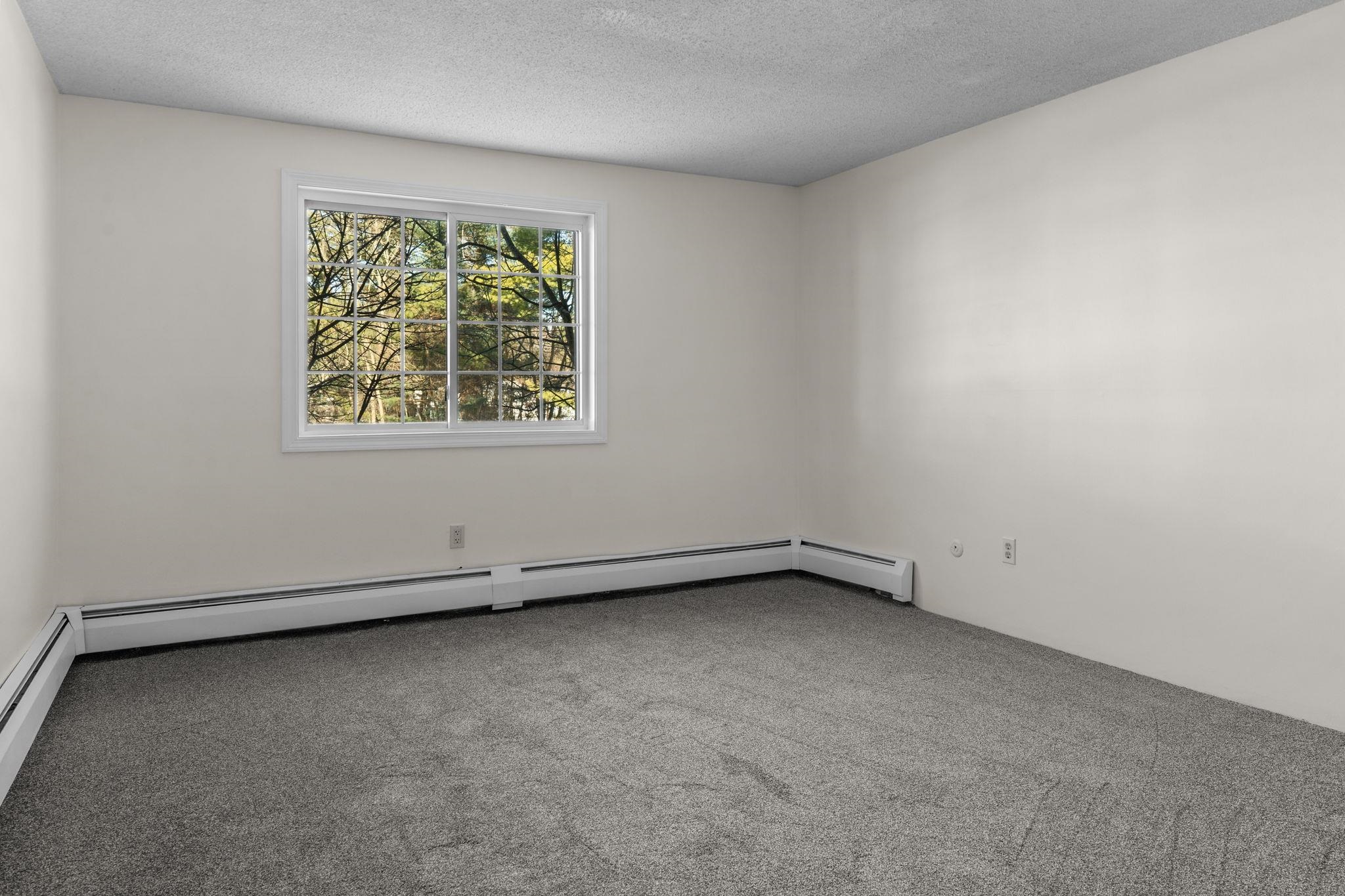 12 English Village Road, Unit 201 Manchester, NH 03102 - Photo 10 of 29