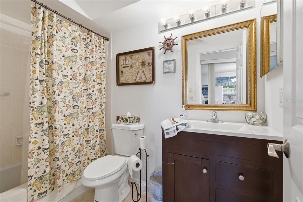 402 Ketch Way, Unit 402 Nokomis, FL 34275 - Photo 20 of 39