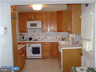 627 Manor Road Penn Valley, PA 19072 - Photo 5 of 12 Kitchen