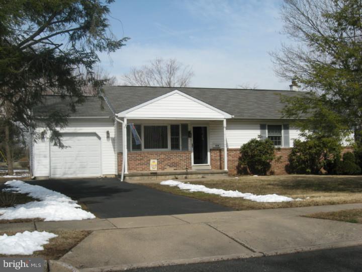 216 Parry Road Warminster, PA 18974 - Photo 15 of 15 Exterior Front