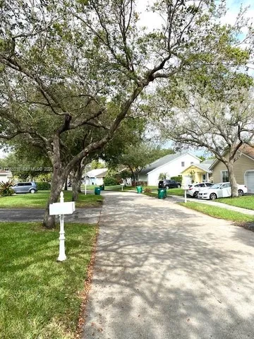 $3,600 | 14962 Southwest 143rd Court, Unit 14962, Miami, FL 33186