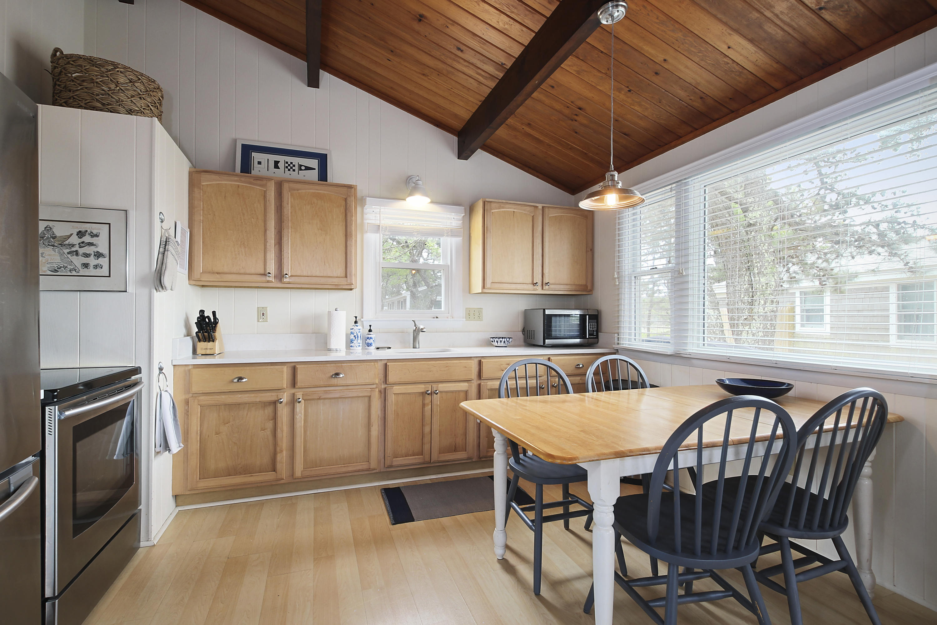 100 Hiawatha Road, Unit 6 (F) Wellfleet, MA 02667 - Photo 13 of 36 007-photo--7059261