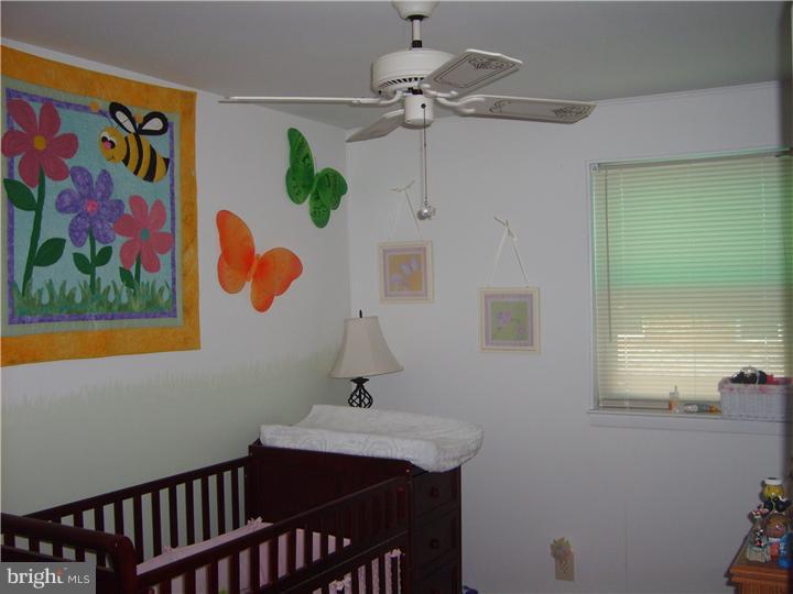 11940 Farwell Road Philadelphia, PA 19154 - Photo 5 of 7 Gallery Image 5