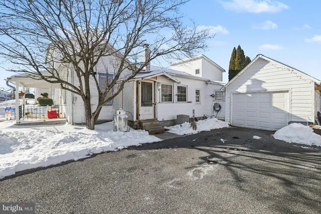 $180,000 | 40 Greason Road, Carlisle, PA 17015