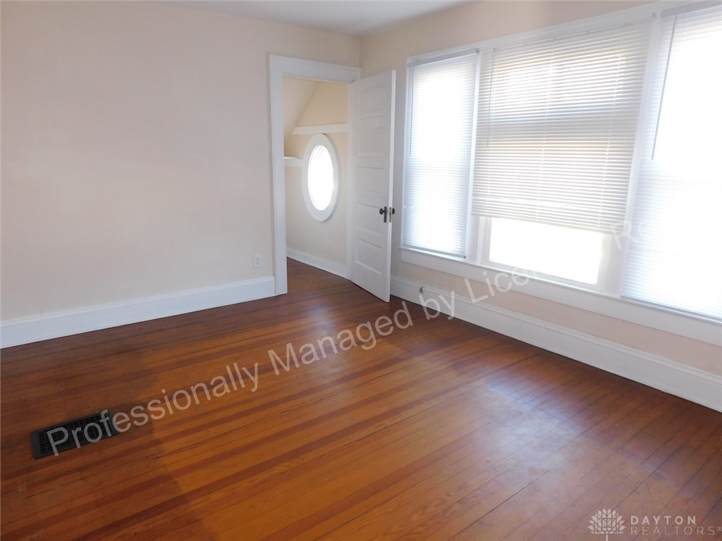1452 1/2 North Limestone Street Springfield, OH 45503 - Photo 7 of 13