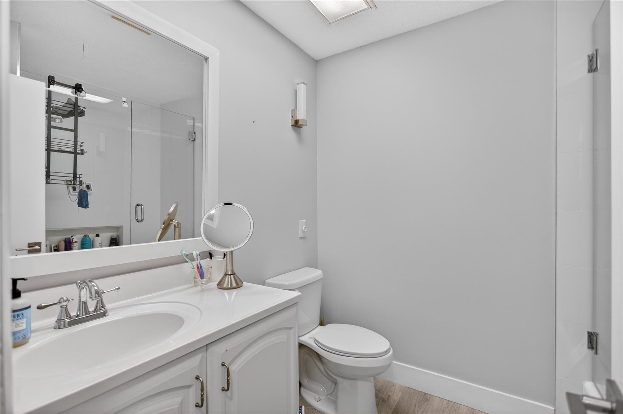 3331 Farragut Street, Unit 8D Hollywood, FL 33021 - Photo 17 of 22 Photo 17
